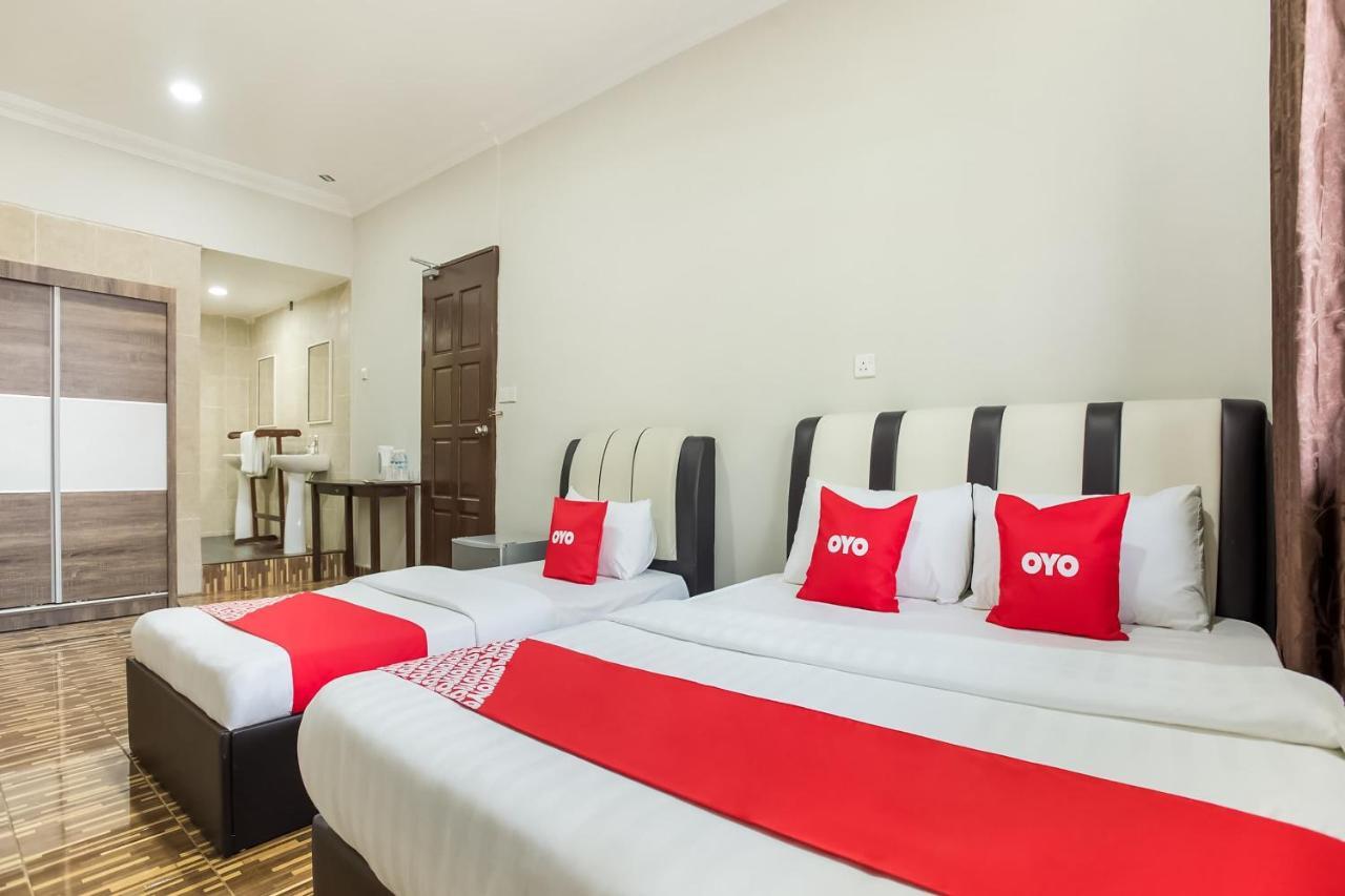 Oyo 89712 Grand Inn Semporna Exterior foto