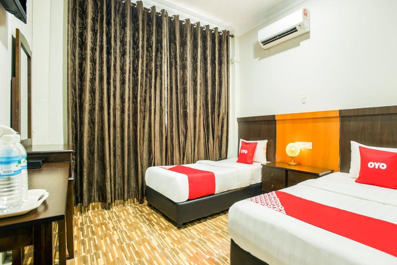 Oyo 89712 Grand Inn Semporna Exterior foto